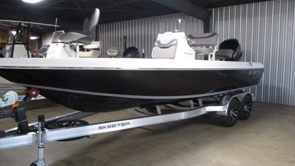 Skeeter SX2250