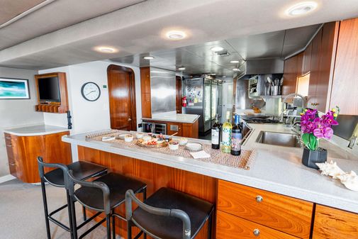 Expedition - Freeport Yachts image