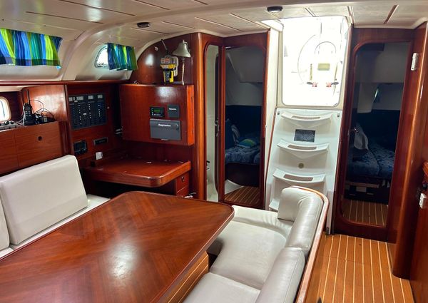 Beneteau 445 image