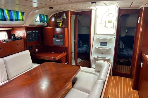 Beneteau 445 image