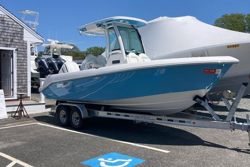 Everglades 235 Center Console image