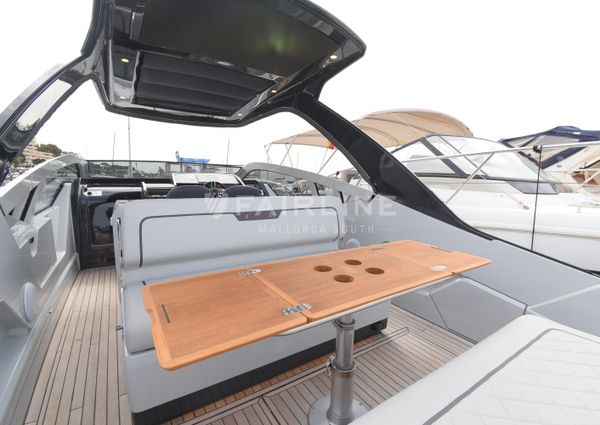 Fairline F-LINE-33 image