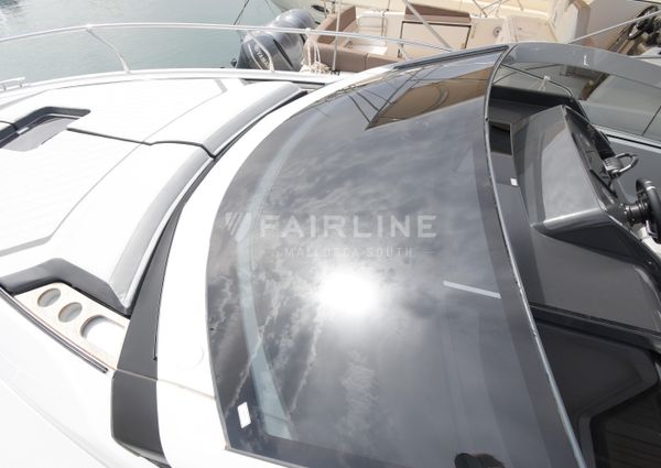 Fairline F-LINE-33 image