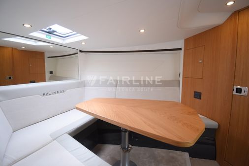 Fairline F-LINE-33 image