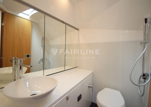 Fairline F-LINE-33 image