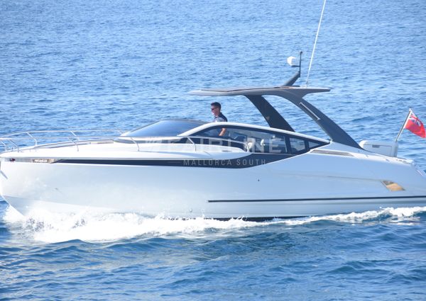 Fairline F-LINE-33 image