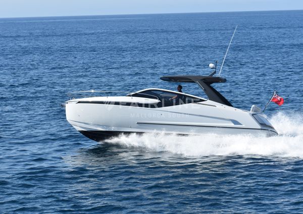 Fairline F-LINE-33 image