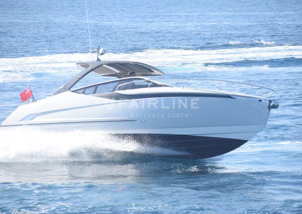 Fairline F-LINE-33 image