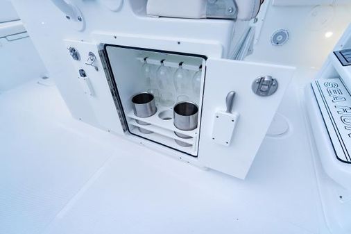 Sea-hunt ULTRA-305-SE image