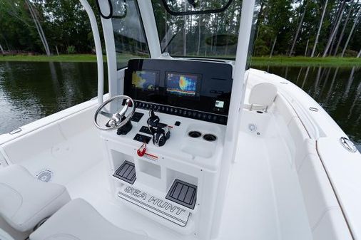 Sea-hunt ULTRA-305-SE image