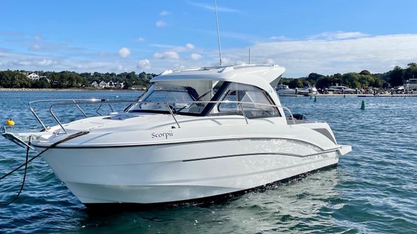 Beneteau Antares 7
