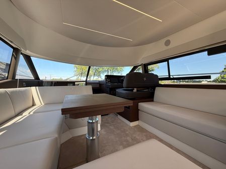 Prestige 460 Flybridge image