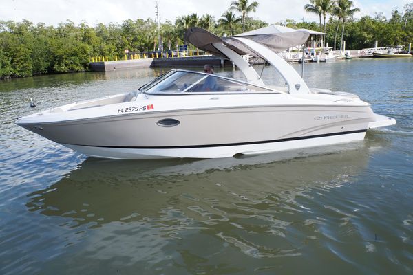 Regal 2700 Bowrider - main image