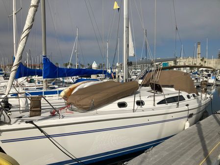 Catalina 375 image