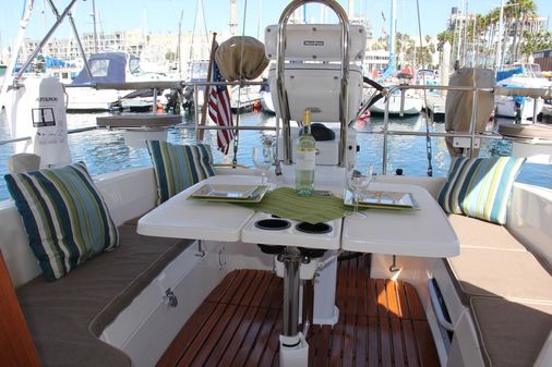 Catalina 375 image
