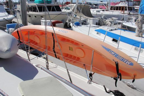 Catalina 375 image