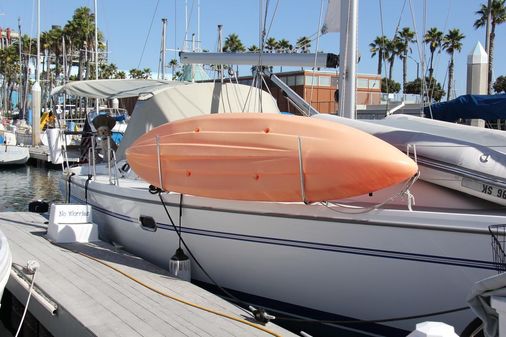 Catalina 375 image