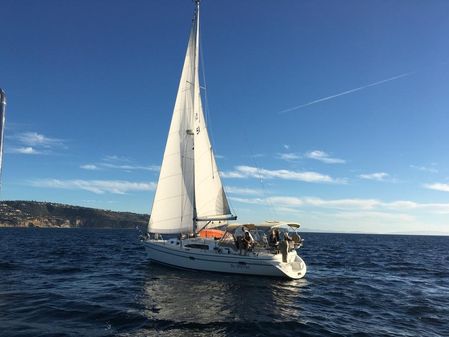 Catalina 375 image