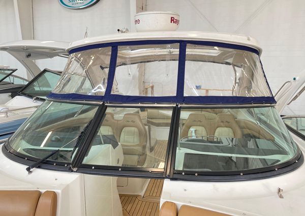 Sea Ray 350 SLX image