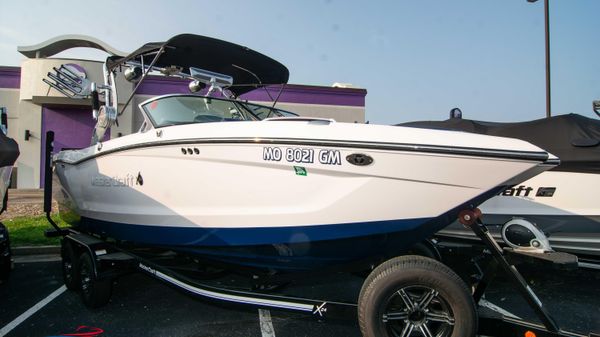 MasterCraft X24 