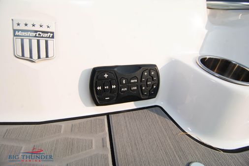 MasterCraft X24 image