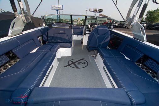 MasterCraft X24 image