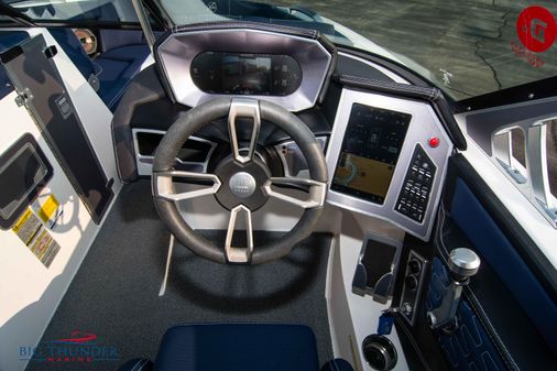 MasterCraft X24 image