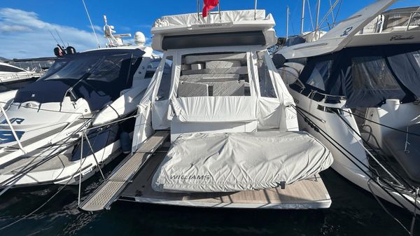 Ferretti Yachts 500 