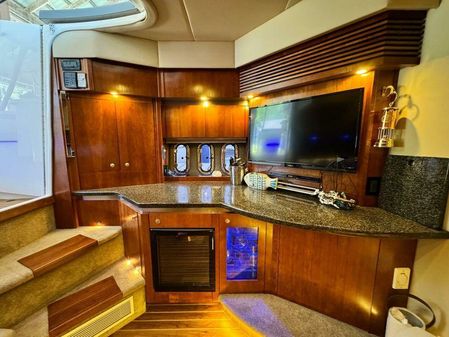 Cruisers Yachts 400 Express image