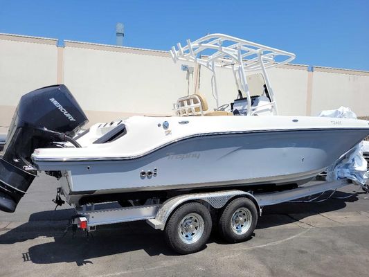 Bayliner Trophy T24CC - main image