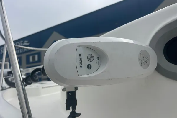 Boston-whaler 205-EASTPORT image