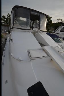 Mainship Sedan Bridge 40 image