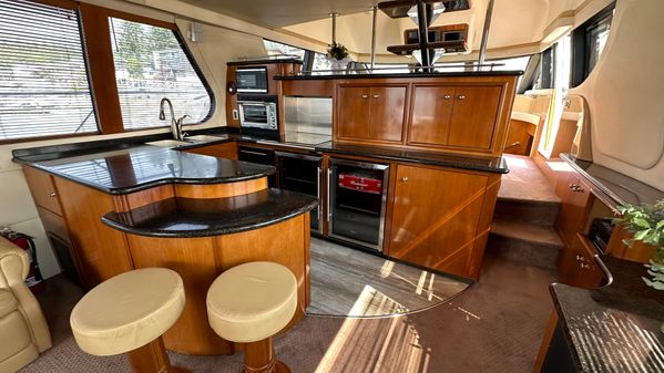 Carver 57 Voyager Pilothouse image