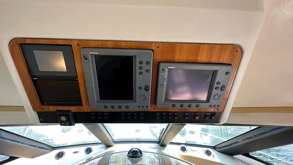 Carver 57 Voyager Pilothouse image