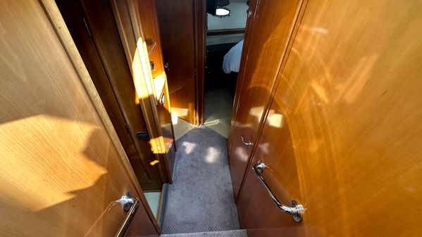 Carver 57 Voyager Pilothouse image