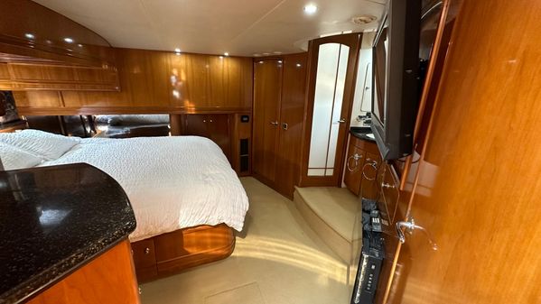 Carver 57 Voyager Pilothouse image