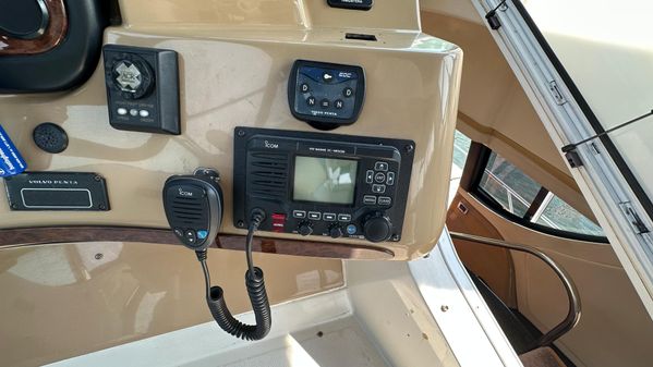 Carver 57 Voyager Pilothouse image