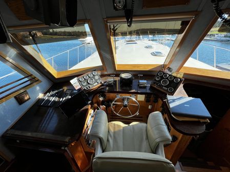 Bruce Roberts Custom Pilothouse image