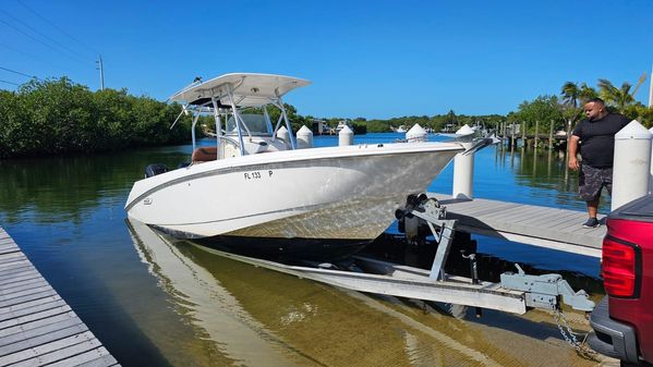 Boston-whaler 270-OUTRAGE image