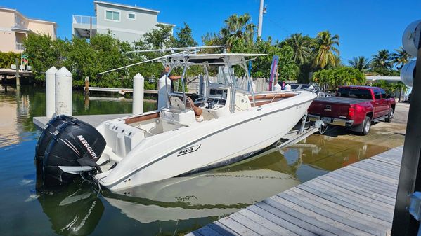 Boston-whaler 270-OUTRAGE image