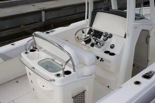 Boston-whaler 270-OUTRAGE image