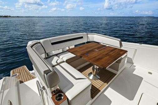 Tiara Yachts 38 LS image