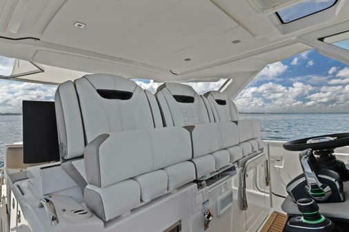 Tiara Yachts 38 LS image