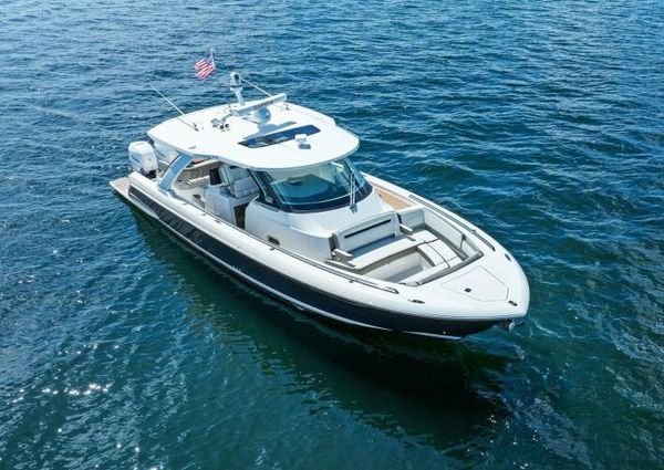 Tiara Yachts 38 LS image