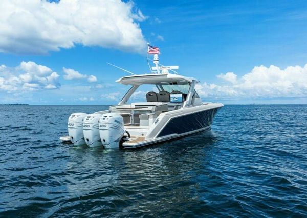 Tiara Yachts 38 LS image