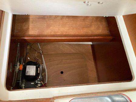 Beneteau 361 image