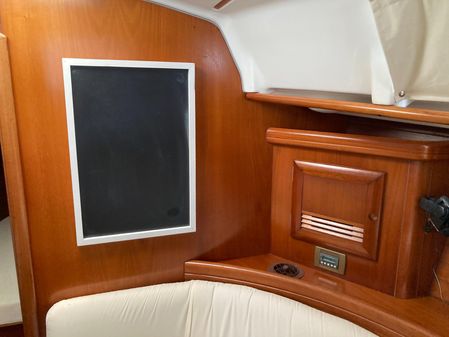 Beneteau 361 image