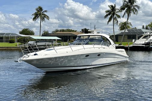 Sea Ray 390 Sundancer image