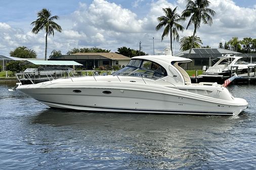 Sea Ray 390 Sundancer image