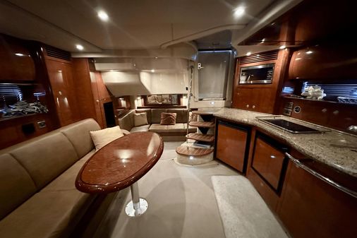 Sea Ray 390 Sundancer image